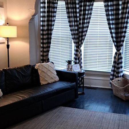 Beautiful Downstairs 1Bed 1Bth Charmer- Pet Friendly مدينة ميتشيغان المظهر الخارجي الصورة