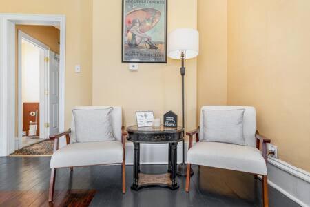 Beautiful Downstairs 1Bed 1Bth Charmer- Pet Friendly مدينة ميتشيغان المظهر الخارجي الصورة