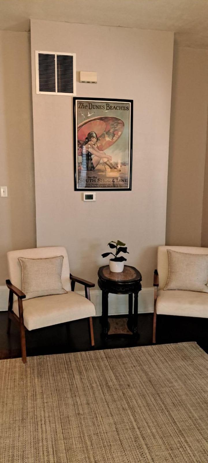 Beautiful Downstairs 1Bed 1Bth Charmer- Pet Friendly مدينة ميتشيغان المظهر الخارجي الصورة